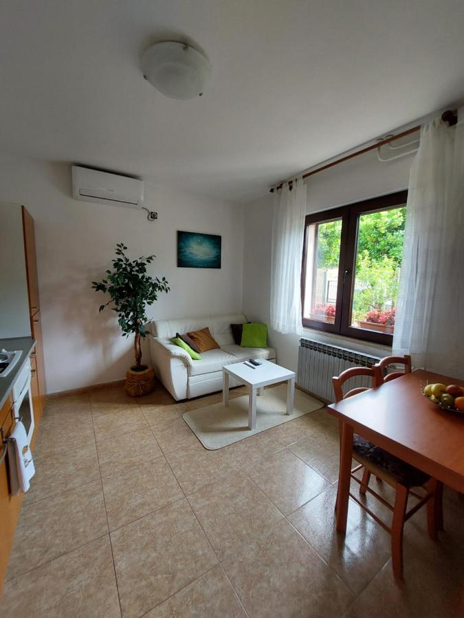 Apartman Gina Labin  Bagian luar foto