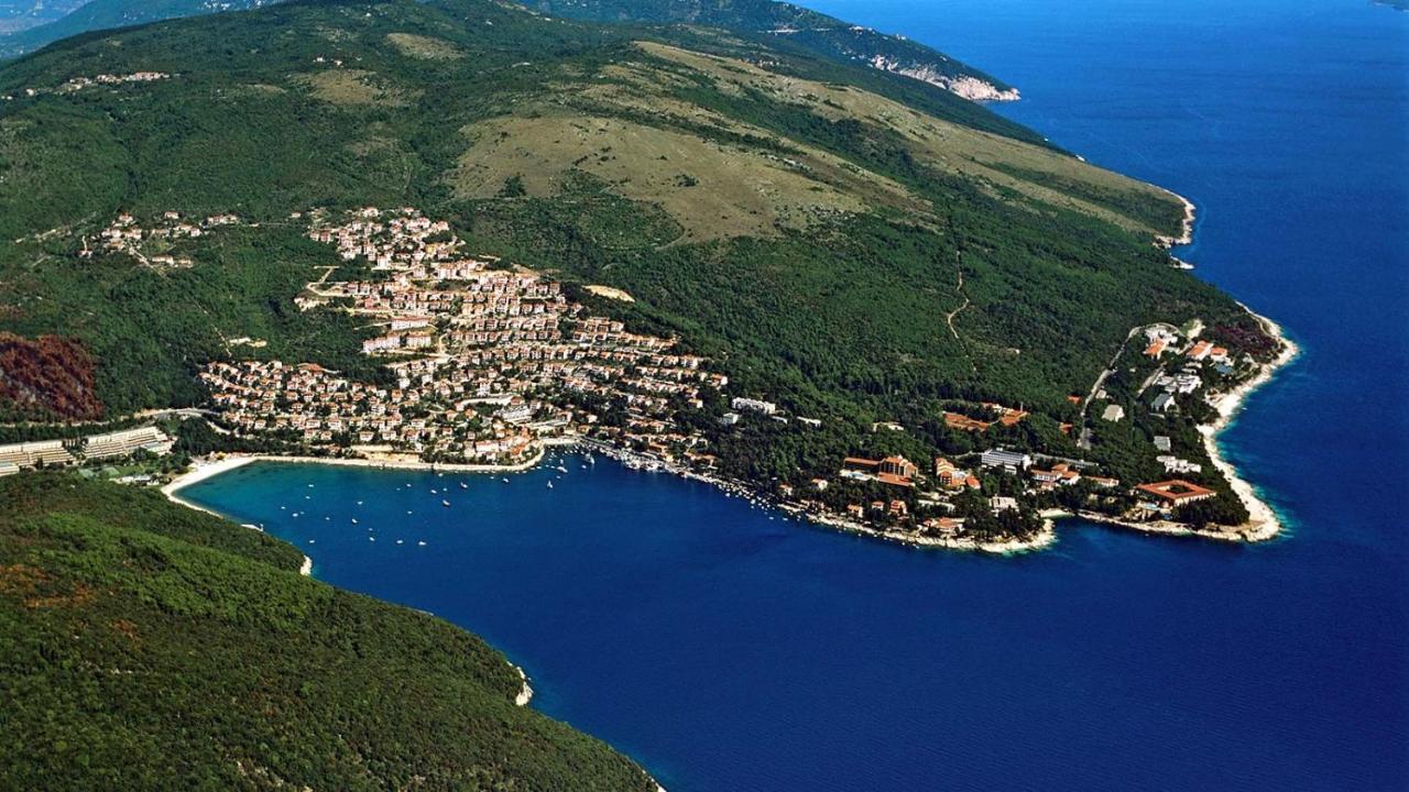 Apartman Gina Labin  Bagian luar foto