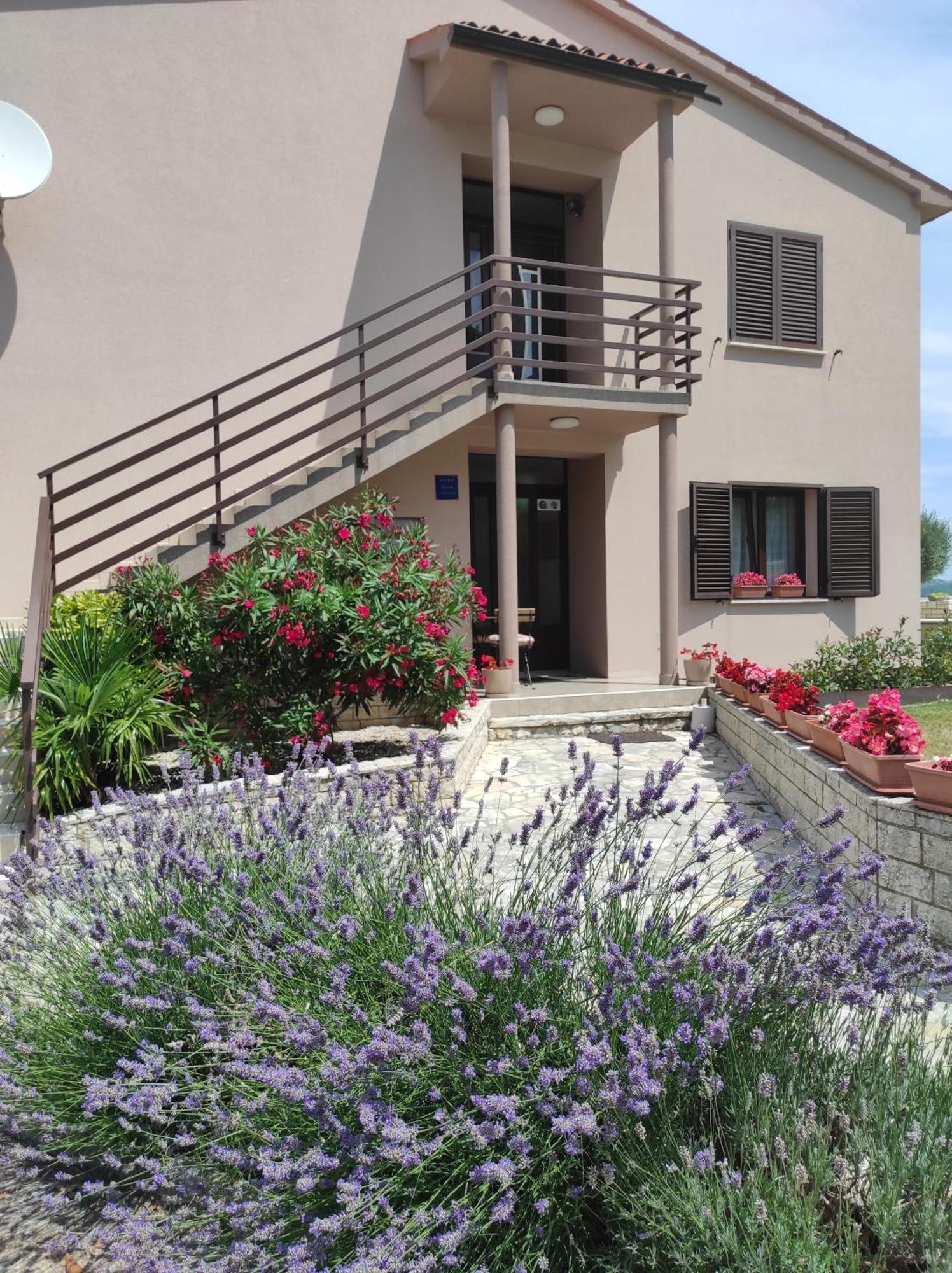 Apartman Gina Labin  Bagian luar foto